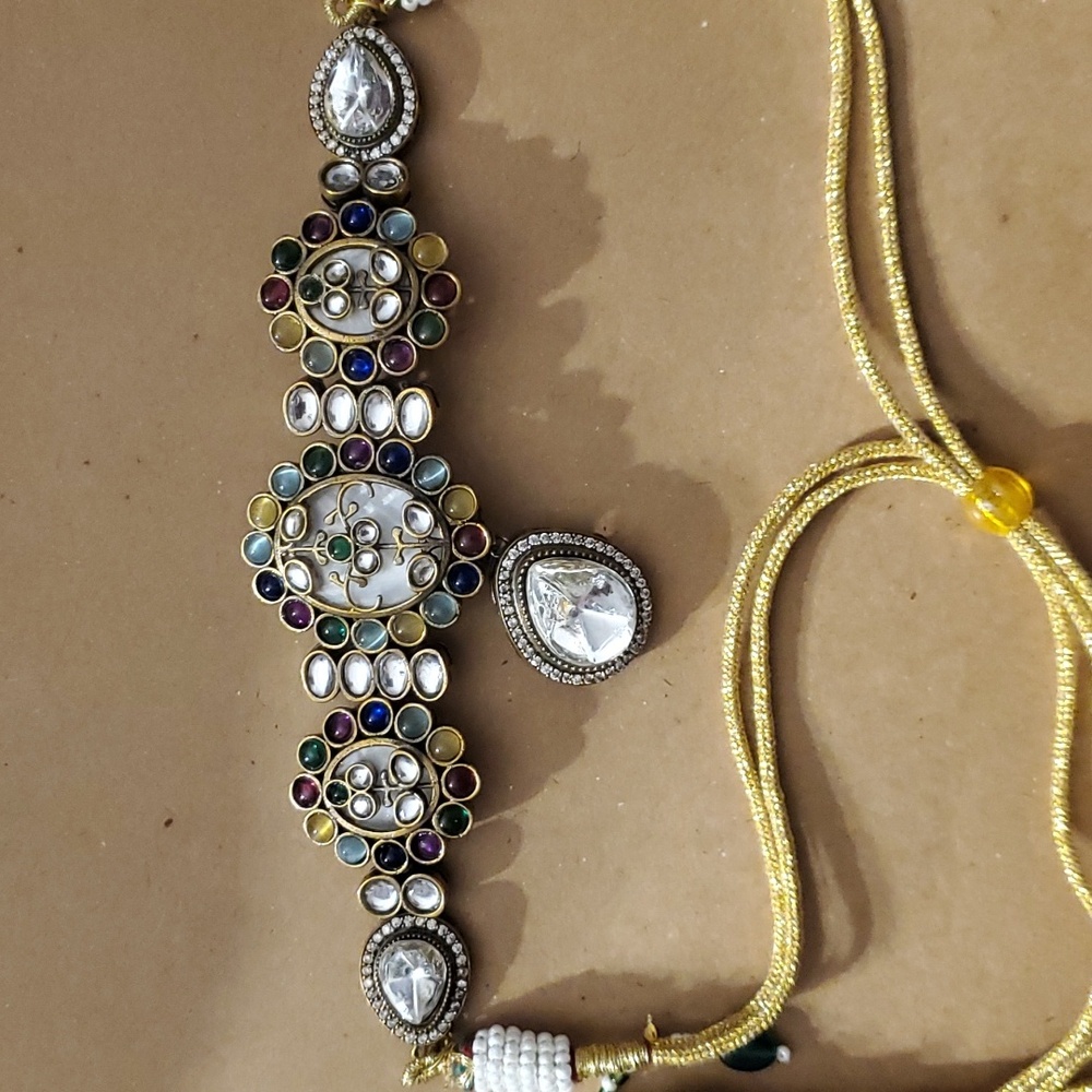 Indian Chocker Set - Picture 3 of 3